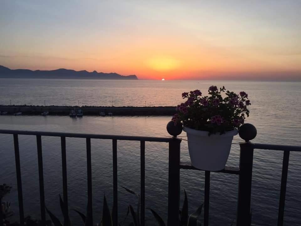 Summer Dream La Casa Sul Mare Trappeto  Luaran gambar